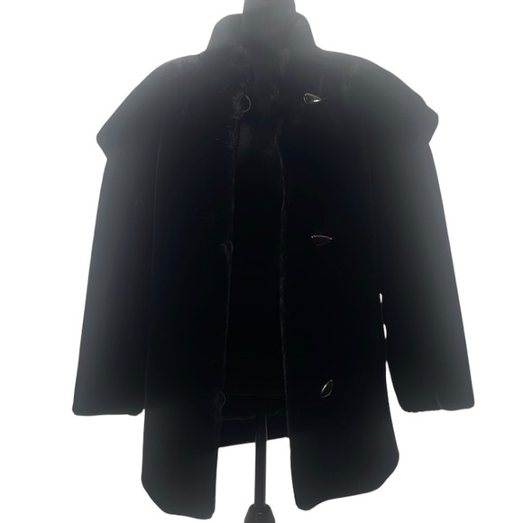 Vintage Sportowne Black Faux Fur Coat,Expressly for Dillards,size 6 - Picture 5 of 15